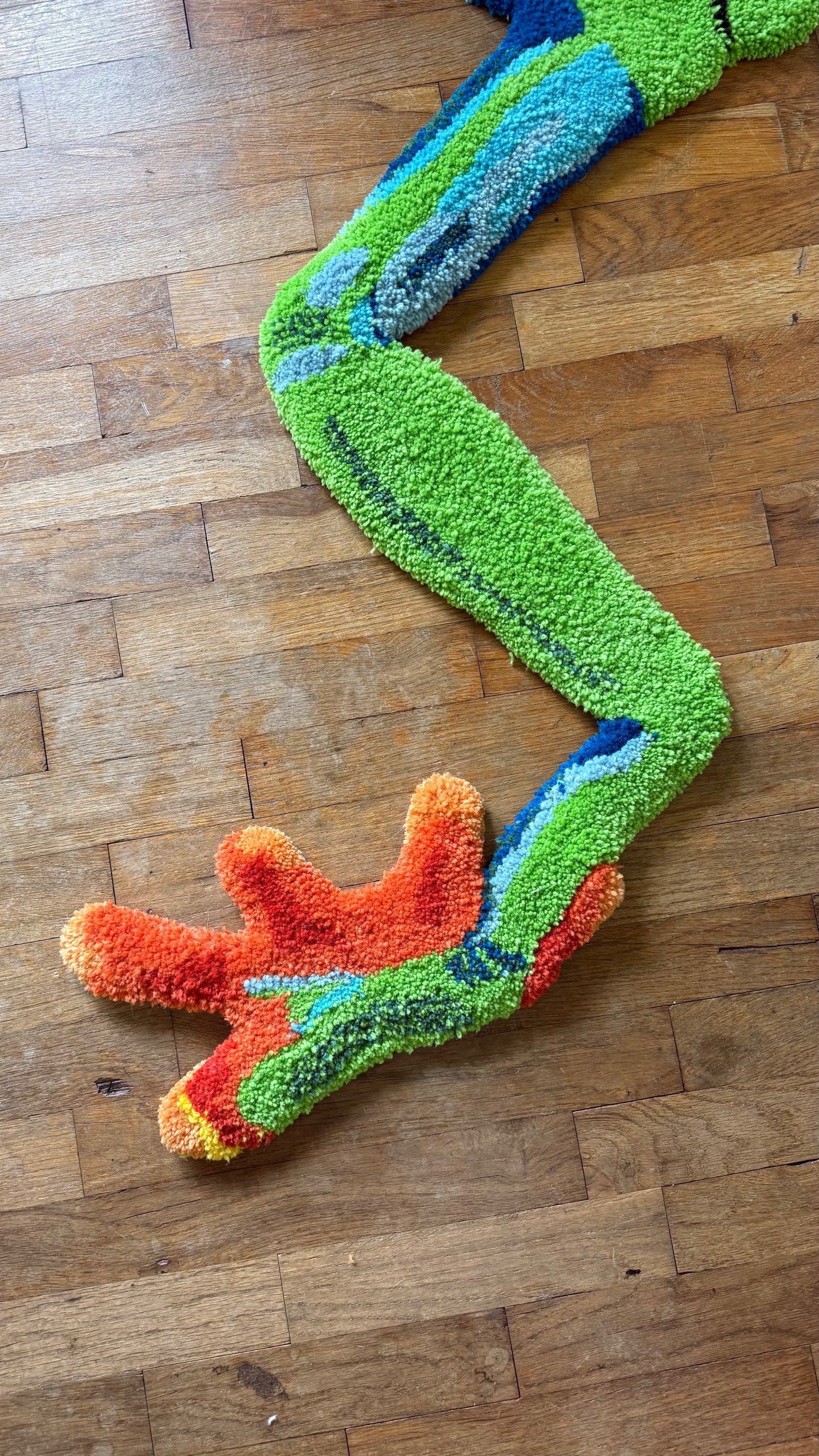 Jumping Tree Frog Wool Rug